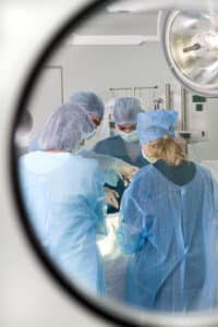 семичасовая хирургическая операция на молочной железе в онкоцентре инновация